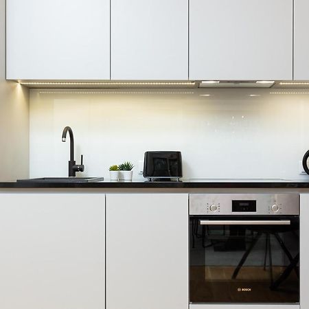 Mennica Residence - City Center By Renters Prestige Varsavia Esterno foto