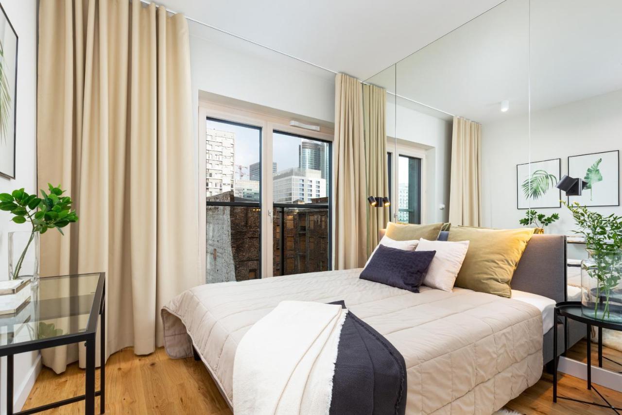 Mennica Residence - City Center By Renters Prestige Varsavia Esterno foto